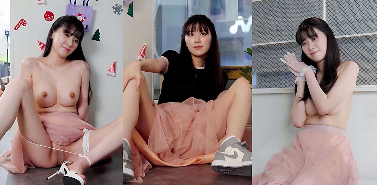 韩国顶级模特【Nara】最新全裸写真，粉嫩乳晕配透明丝袜甜笑张腿诱惑，丰满巨乳白虎美穴超撩人